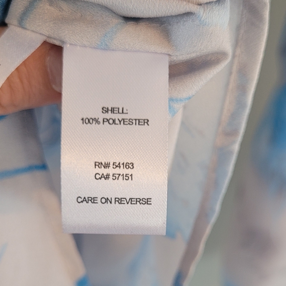 Calvin Klein Blue and Gray Patterned Shirt - Picture 4 of 4